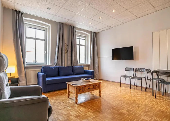 Διαμέρισμα Vienna's Finest Spacious 2br & 1lr *