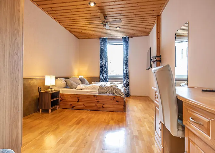 Διαμέρισμα Vienna's Finest Spacious 2br & 1lr